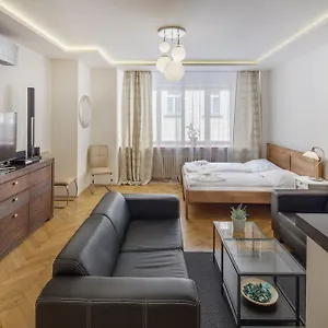 Selinor Old Town Apart-hotel