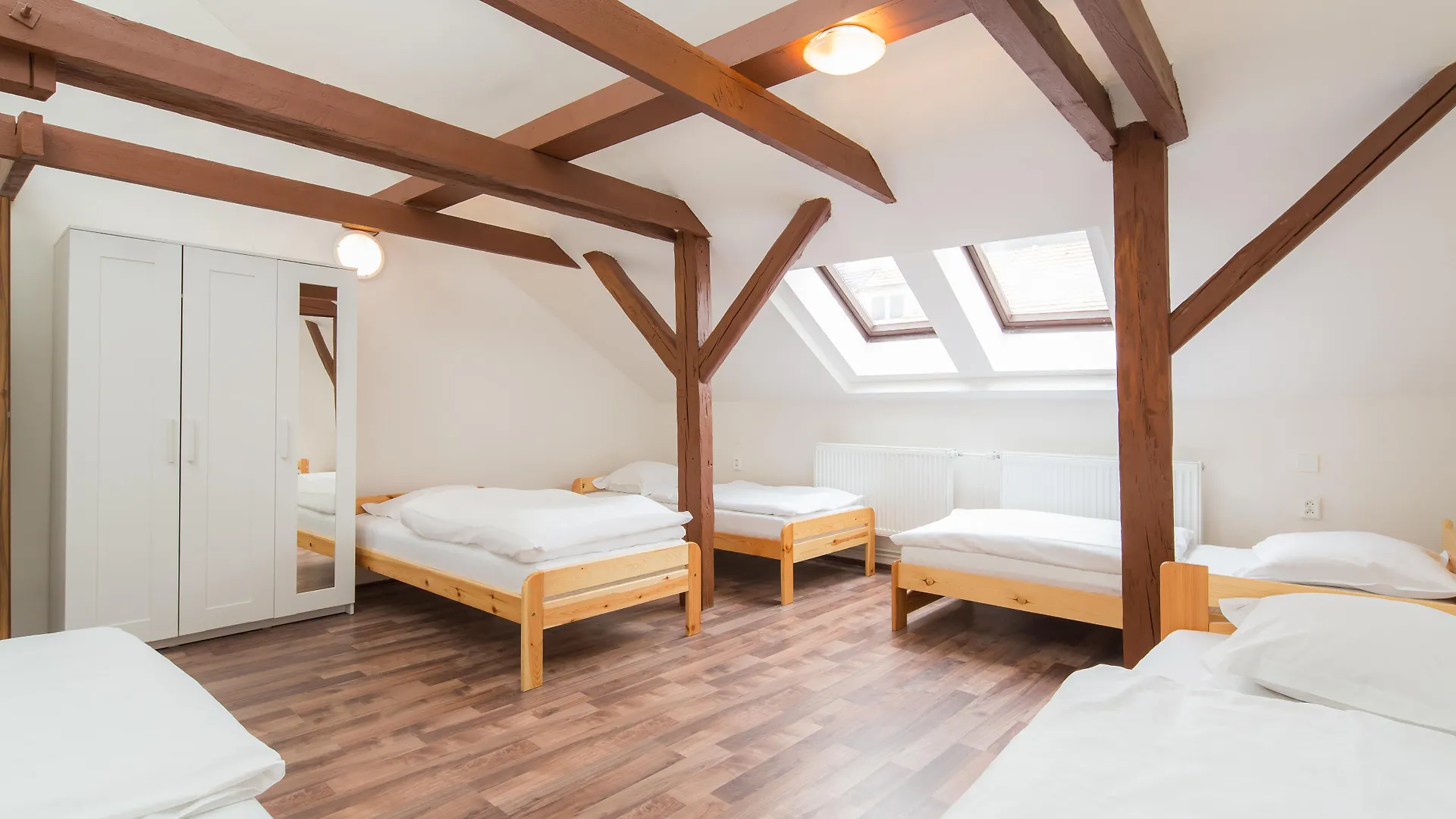 Easy Housing Hostel Prague