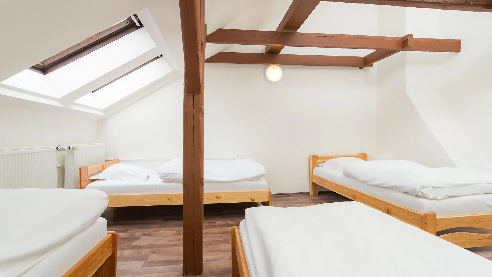 Easy Housing Hostel Prague 0*,
